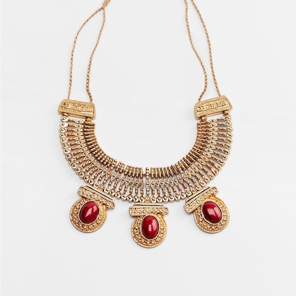 NWT. Zara Golden Metal Necklace with Stone Appliqués. - Picture 2 of 7